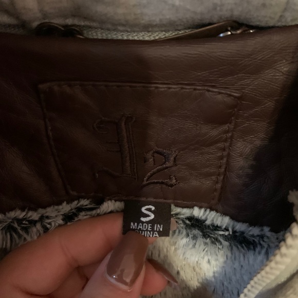 Leather Jacket - Picture 2 of 7